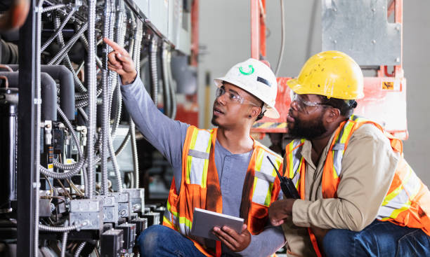Best Electrician Near Me  in El Paso De Robles, CA